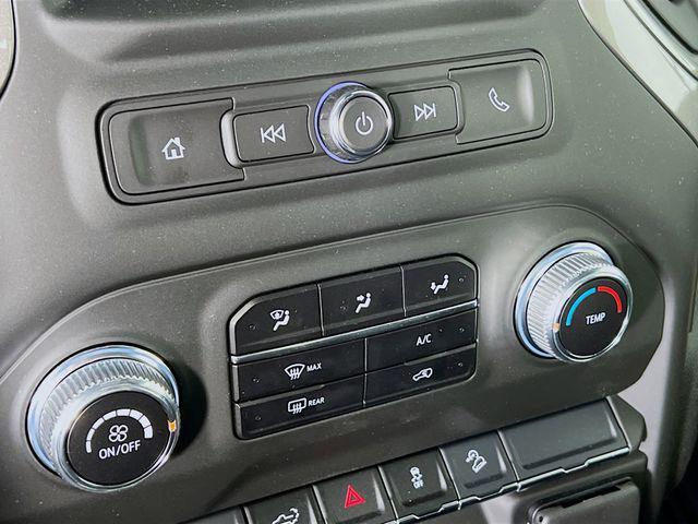 Photo of 2025 Onyx Black GMC Sierra 3500