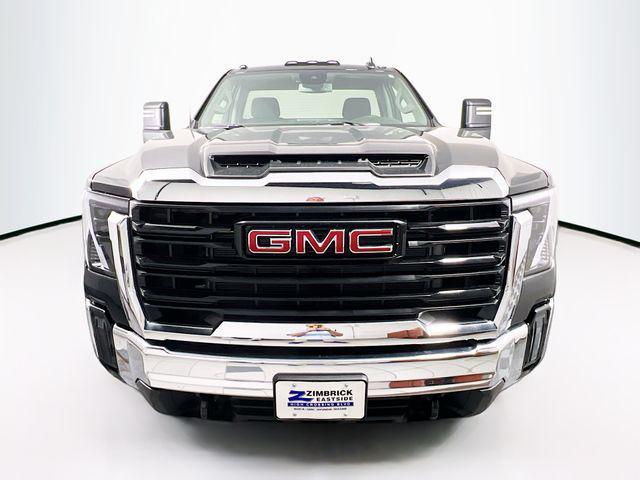 Photo of 2025 Onyx Black GMC Sierra 3500