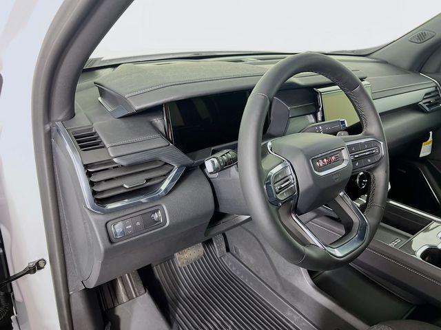 Photo of 2025 Summit White GMC Acadia