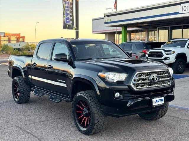 Photo of 2016 Black Toyota Tacoma