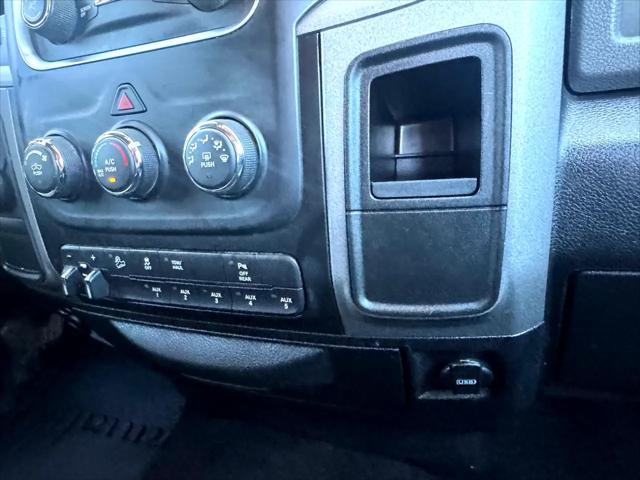 Photo of 2017 Bright White Clearcoat RAM 2500