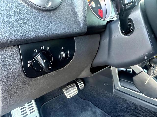 Photo of 2006 Dolomite Gray Pearl Effect Audi TT