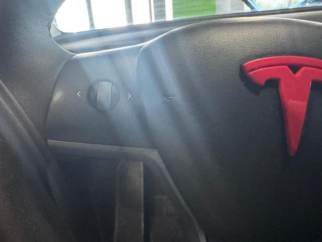 Photo of 2022 Solid Black Tesla Model Y