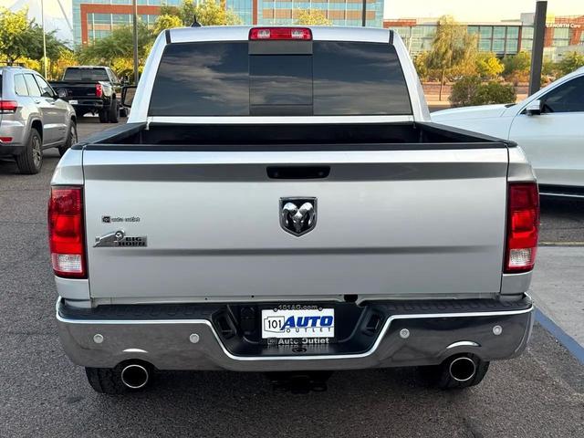 Photo of 2018 Bright Silver Metallic Clearcoat RAM 1500