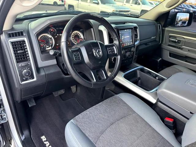 Photo of 2018 Bright Silver Metallic Clearcoat RAM 1500