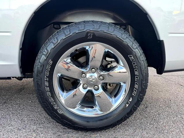 Photo of 2018 Bright Silver Metallic Clearcoat RAM 1500