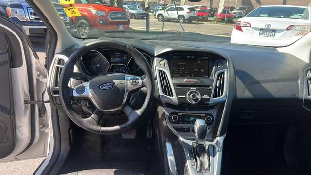 Photo of 2012 White Ford Focus