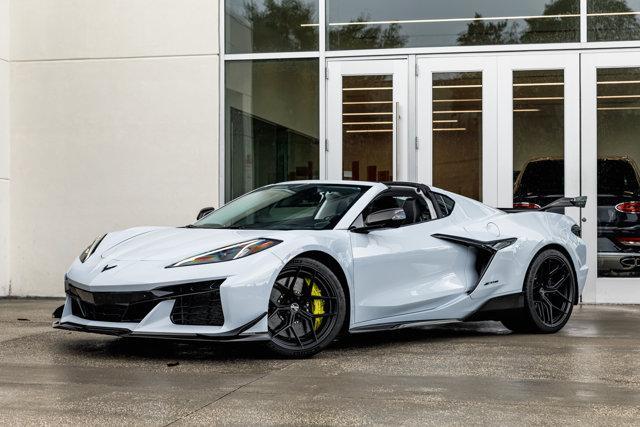 Photo of 2023 Ceramic Matrix Gray Metallic Chevrolet Corvette