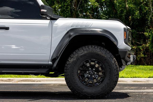 Photo of 2023 Oxford White Ford Bronco