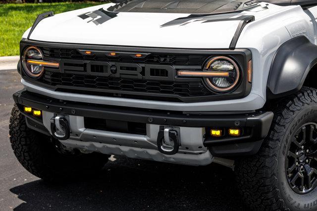 Photo of 2023 Oxford White Ford Bronco