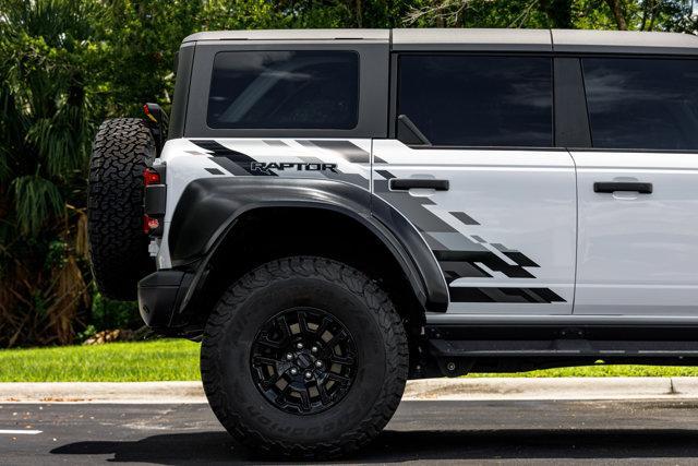 Photo of 2023 Oxford White Ford Bronco