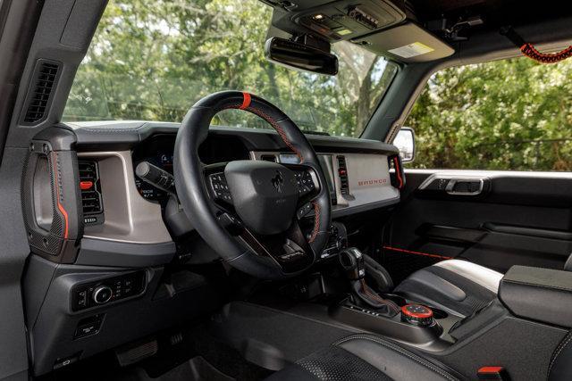 Photo of 2023 Oxford White Ford Bronco