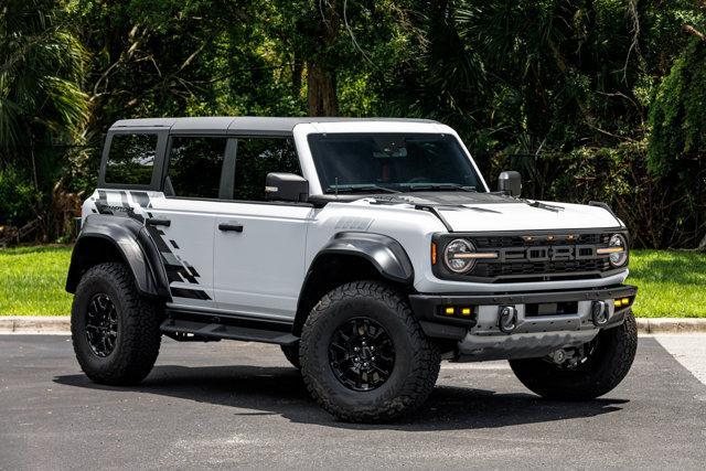 Photo of 2023 Oxford White Ford Bronco