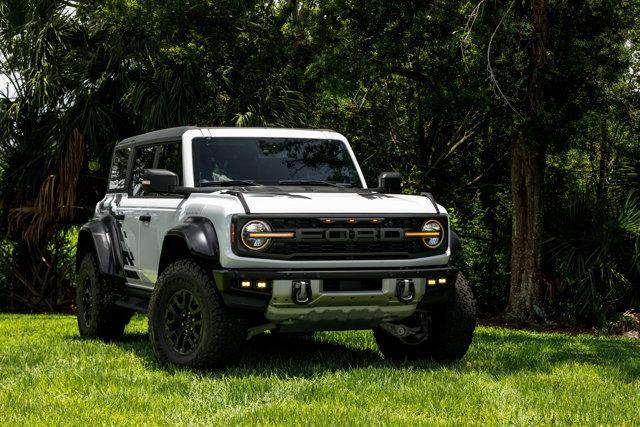 Photo of 2023 Oxford White Ford Bronco