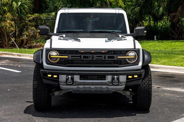 Photo of 2023 Oxford White Ford Bronco