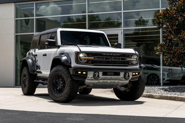 Photo of 2023 Oxford White Ford Bronco