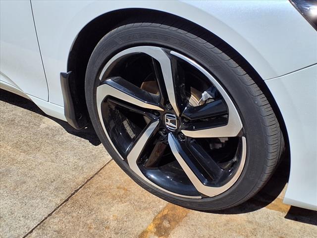 Photo of 2022 Platinum White Pearl Honda Accord