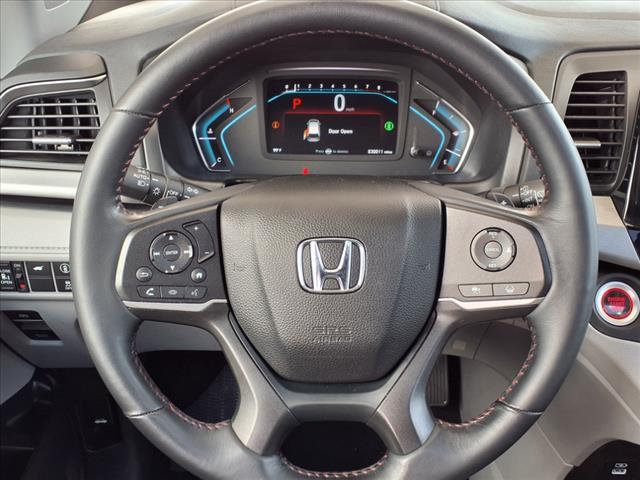 Photo of 2023 Celestial Blue Metallic Honda Odyssey
