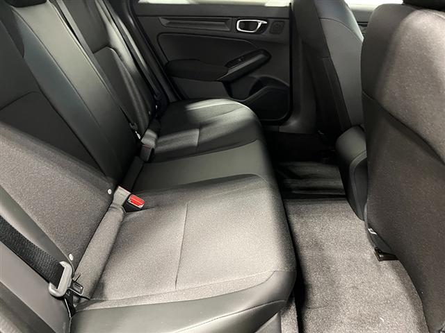 Photo of 2025 Sand Dune Pearl Honda Civic