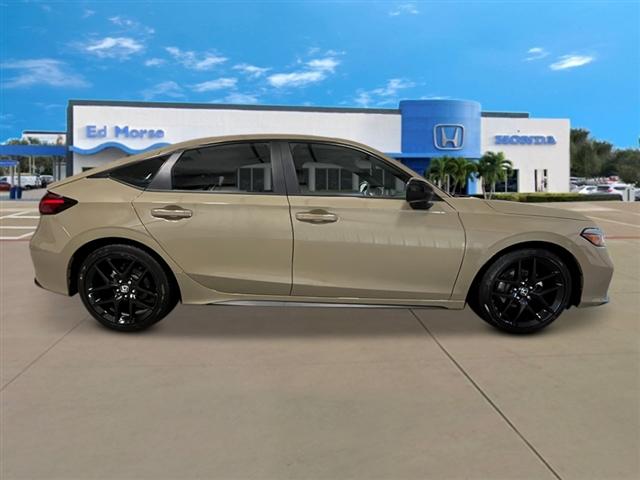Photo of 2025 Sand Dune Pearl Honda Civic