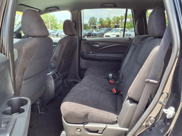 Photo of 2022 Crystal Black Pearl Honda Pilot