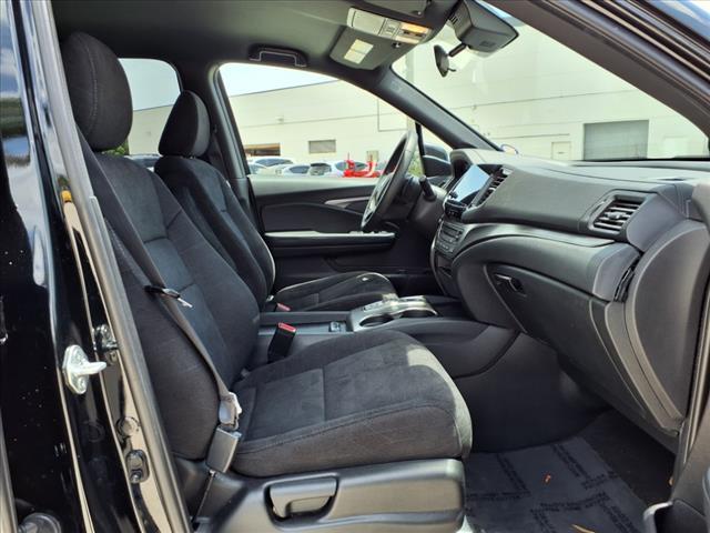 Photo of 2022 Crystal Black Pearl Honda Pilot