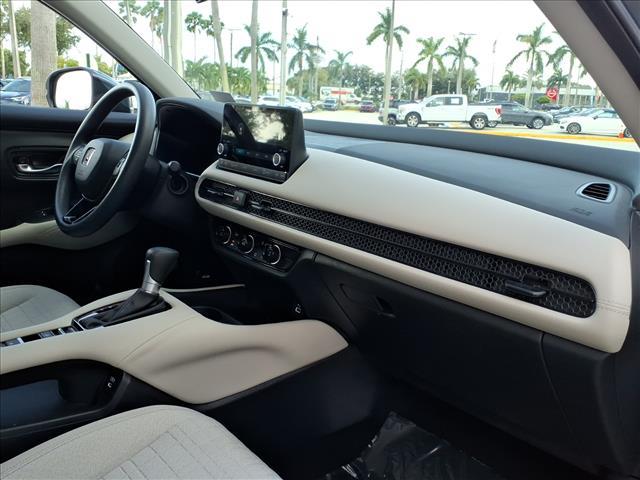 Photo of 2024 Nordic Forest Pearl Honda HR-V