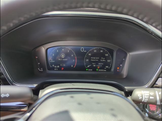 Photo of 2026 Platinum White Pearl Honda CR-V