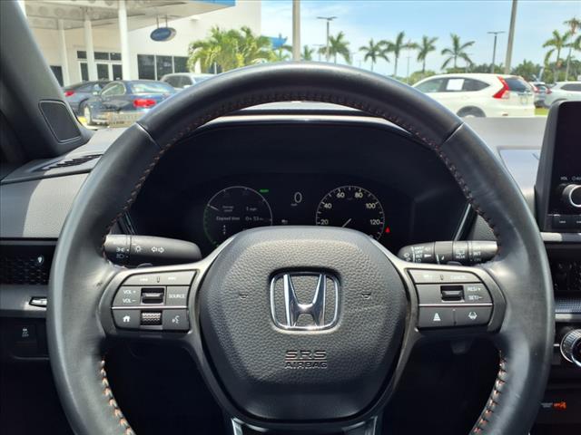Photo of 2023 Gray Honda CR-V Hybrid