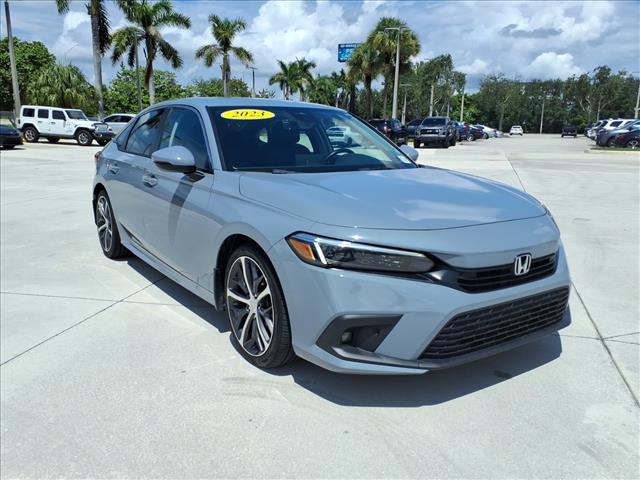 Photo of 2023 Gray Honda Civic