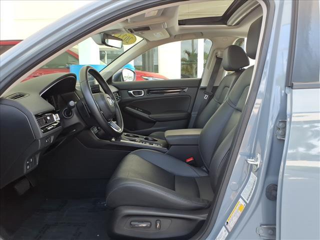 Photo of 2023 Gray Honda Civic