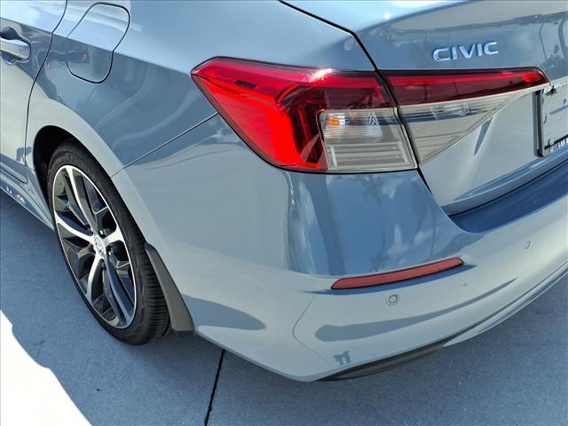 Photo of 2023 Gray Honda Civic