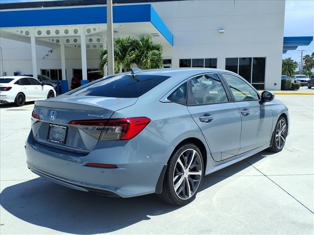 Photo of 2023 Gray Honda Civic