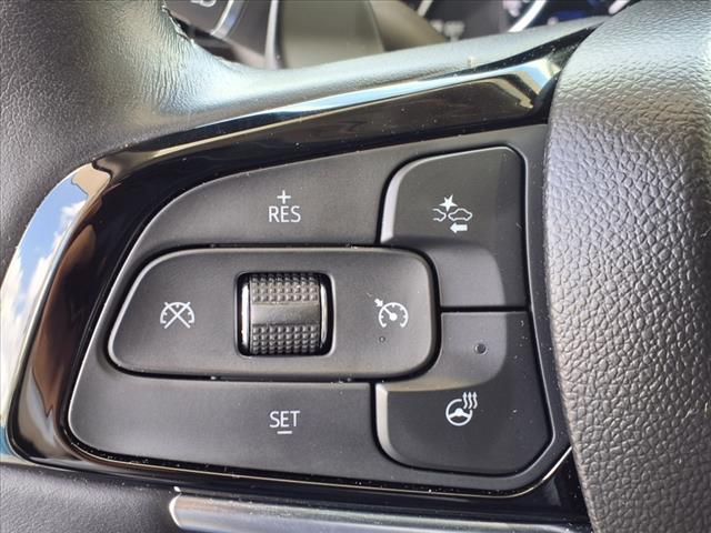Photo of 2022 White Frost Tricoat Buick Enclave