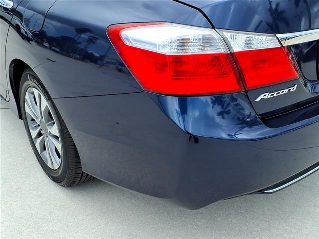 Photo of 2014 Alabaster Silver Metallic Honda Accord