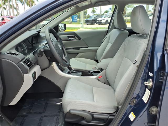 Photo of 2014 Alabaster Silver Metallic Honda Accord