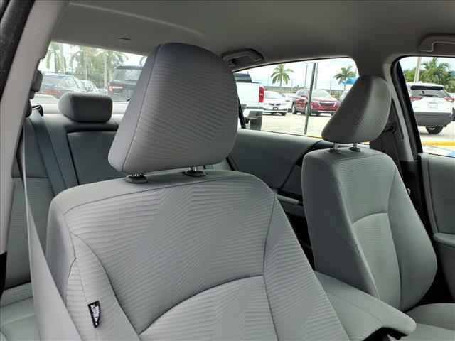 Photo of 2014 Alabaster Silver Metallic Honda Accord