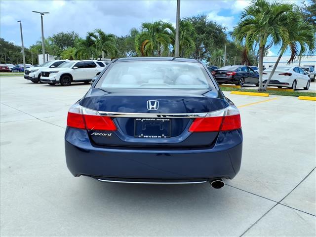 Photo of 2014 Alabaster Silver Metallic Honda Accord