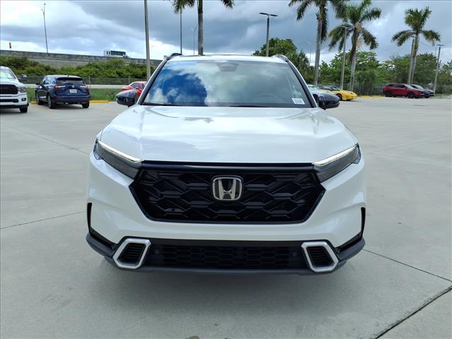 Photo of 2023 Platinum White Pearl Honda CR-V Hybrid