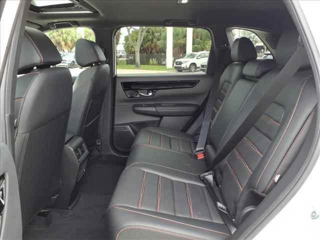 Photo of 2023 Platinum White Pearl Honda CR-V Hybrid