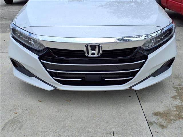Photo of 2021 Platinum White Pearl Honda Accord