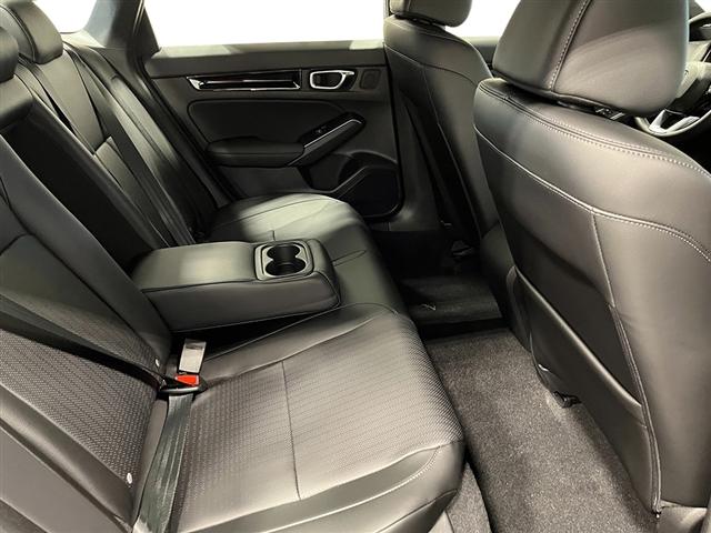 Photo of 2026 Urban Gray Pearl Honda Civic Hybrid