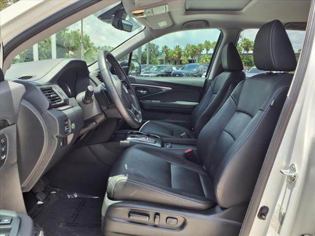 Photo of 2022 Platinum White Pearl Honda Pilot