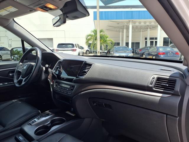 Photo of 2022 Platinum White Pearl Honda Pilot