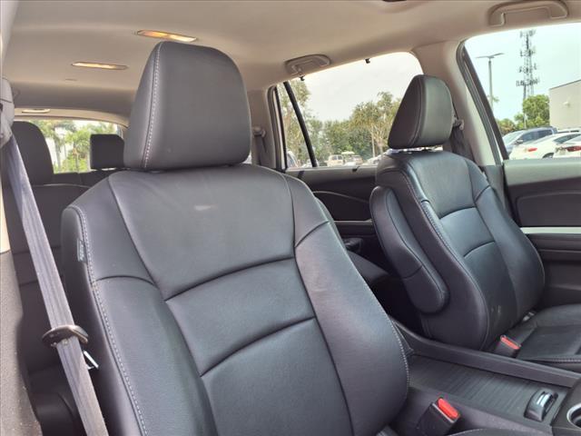 Photo of 2022 Platinum White Pearl Honda Pilot