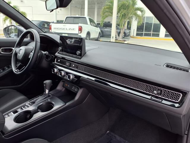 Photo of 2024 Lunar Silver Metallic Honda Civic