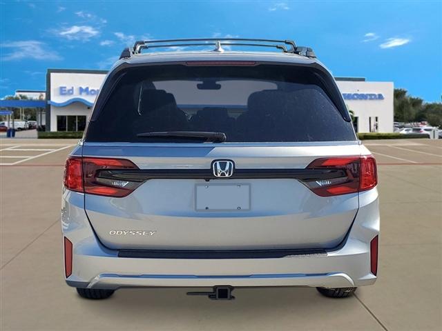 Photo of 2026 Solar Silver Metallic Honda Odyssey