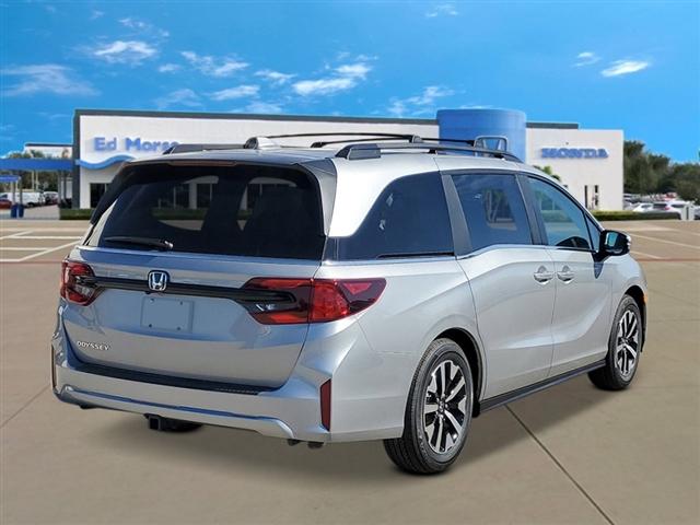 Photo of 2026 Solar Silver Metallic Honda Odyssey