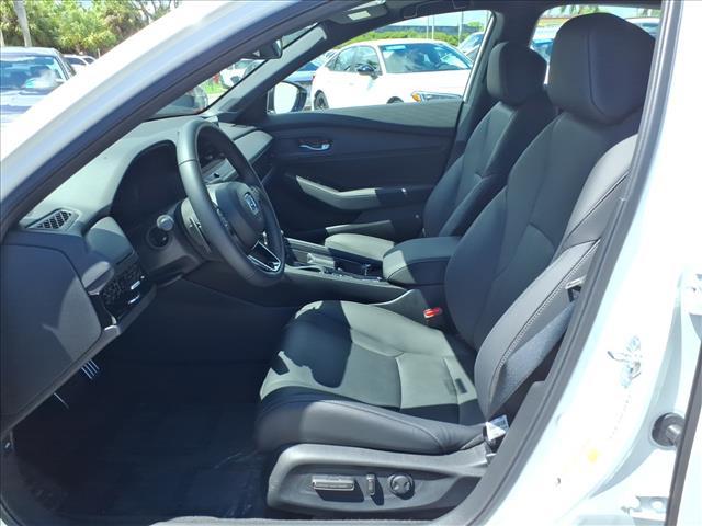 Photo of 2025 Platinum White Pearl Honda Accord Hybrid
