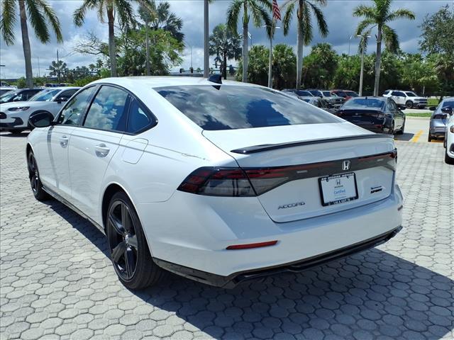 Photo of 2025 Platinum White Pearl Honda Accord Hybrid